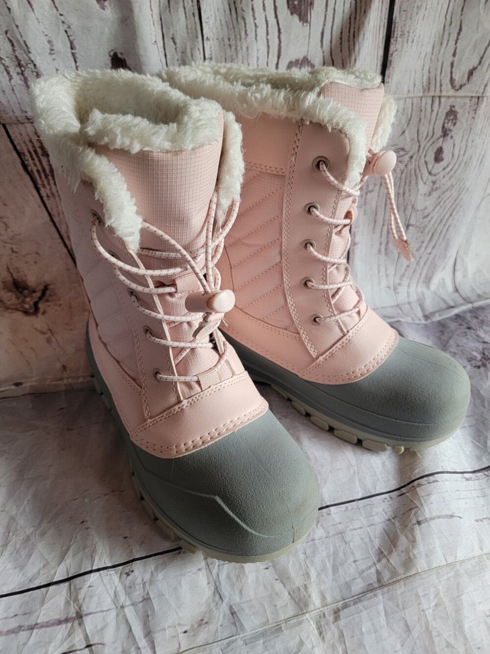 All In Motion Snow Boots Gray Pink with Fur Girls Size 2 Water Proof Thermolite
